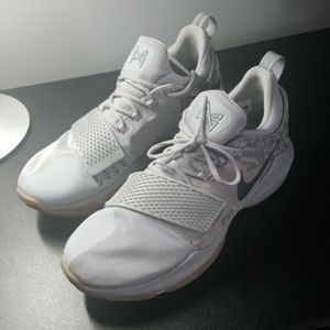 Nike Paul George (1)